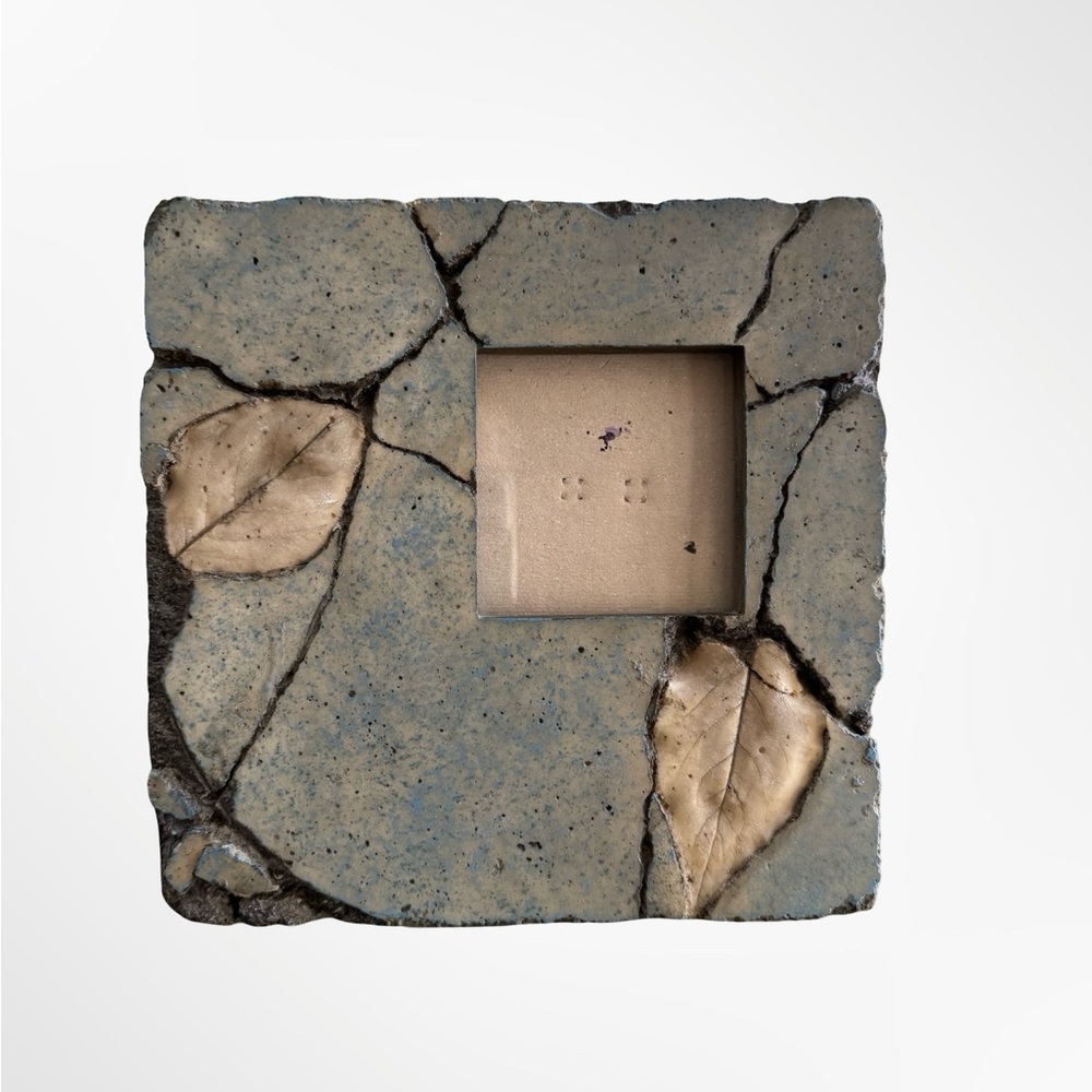 Artistic Stone Like Picture Frame with Leaf Design 8x8